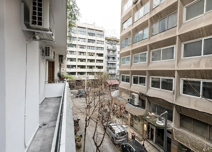 Khouse-Άνω Λαδάδικα