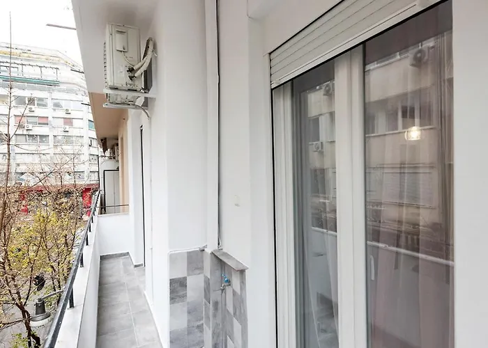 Khouse-Άνω Λαδάδικα